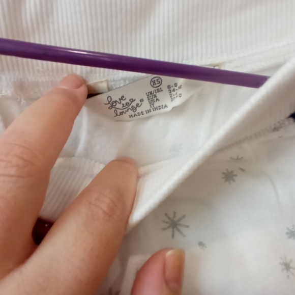 🌺 Snowflake Winter Pyjama Bottoms - Picture 9 of 11